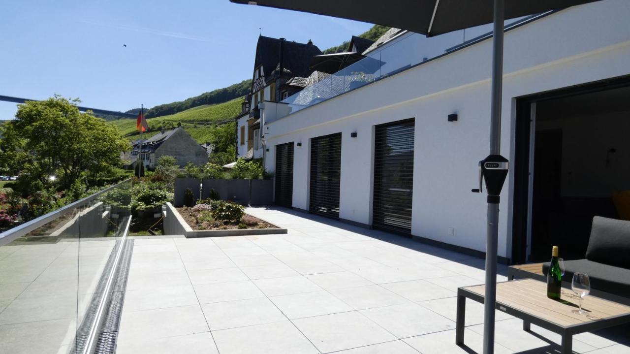 Moselufer Apartments Uerzig Exterior photo